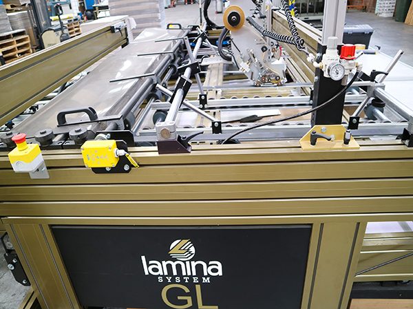 Lamina 2200mm Gluer with Workstation